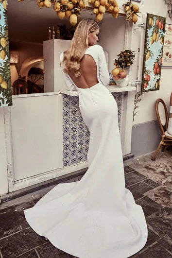 Vestido de novia sexy de satén con corte sirena, manga larga, abertura frontal y cuentas. Vestido formal.